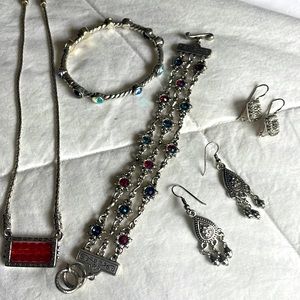 5 pieces of Brighton Jewelry 2 bracelets, 2 earrings, 1 necklace